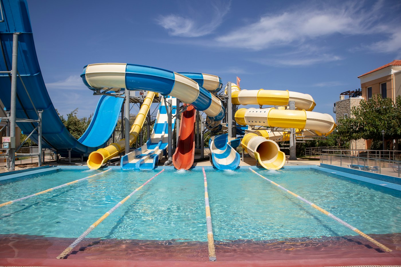 Aquapark pool with water slides